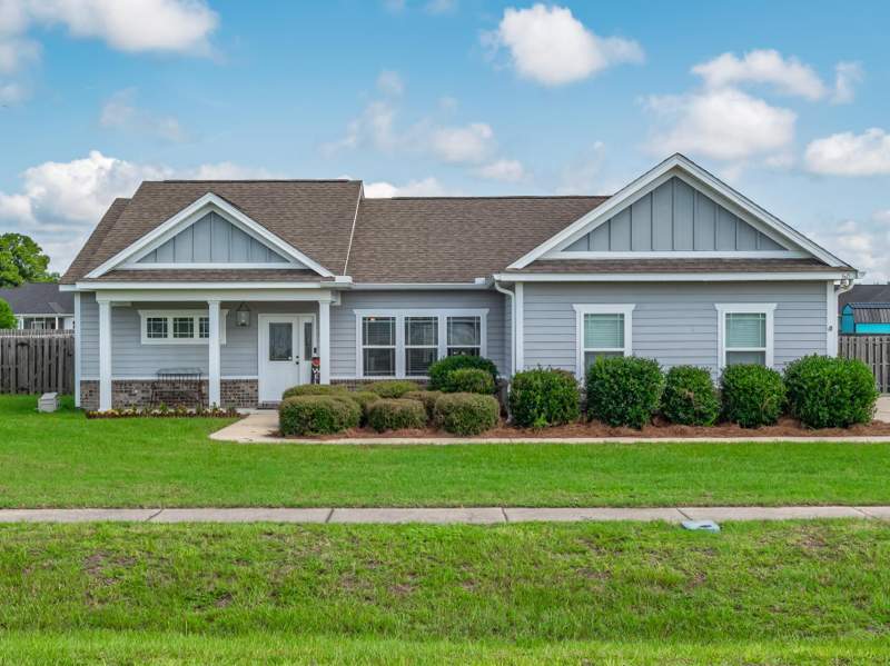 4 bedroom Detached at 60 Whirlwind Trail, Hidden Meadows, Crawfordville — photo 4