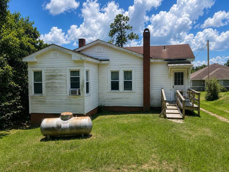 2 bedroom Detached at 220 Young Street, Fla A & M, Tallahassee — photo 3