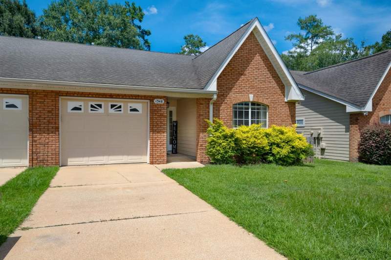 3 bedroom Townhouse at 1348 Mosswood Chase, Villages At Maclay, Tallahassee — photo 2