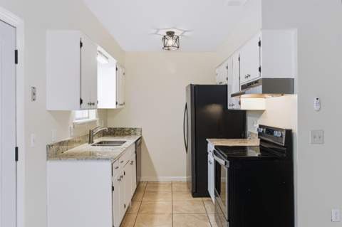 2799 S Sandalwood Drive, Tallahassee FL - photo 13 of 34