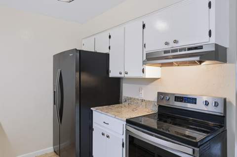 2799 S Sandalwood Drive, Tallahassee FL - photo 15 of 34