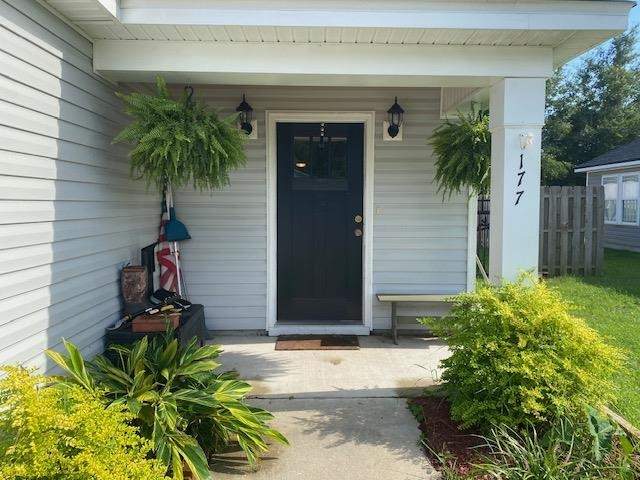 4 bedroom Detached at 177 John Mills Circle, Buckhorn Village, Sopchoppy — photo 2