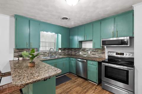 1112 Linwood Drive, Tallahassee FL - photo 13 of 40