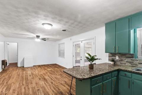 1112 Linwood Drive, Tallahassee FL - photo 15 of 40