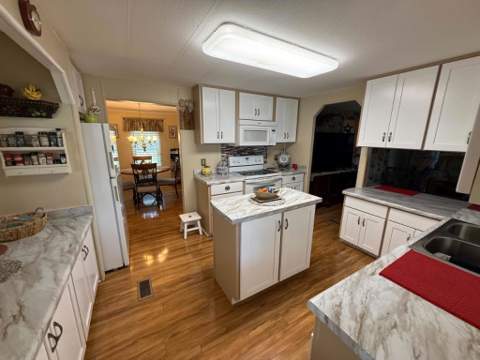 210 Whispering Pines Drive, Tallahassee FL - photo 11 of 21