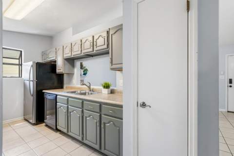 1111 Brafforton Drive, Tallahassee FL - photo 13 of 40