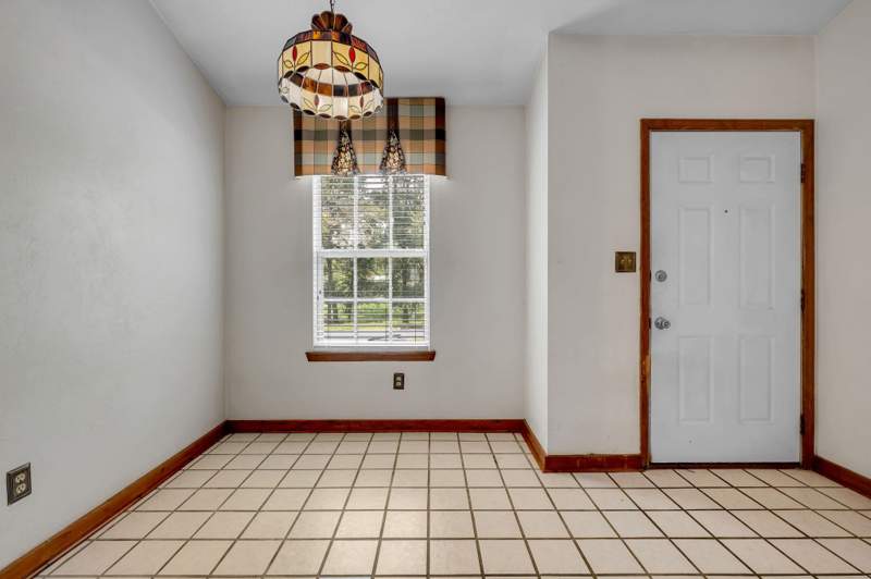 2 bedroom Townhouse at 2404 Talco Hills Drive, Talco Hills, Tallahassee — photo 3