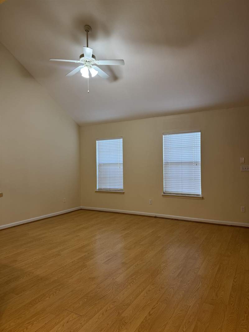 3 bedroom Townhouse at 20A Guinevere Lane, Camelot, Crawfordville — photo 2