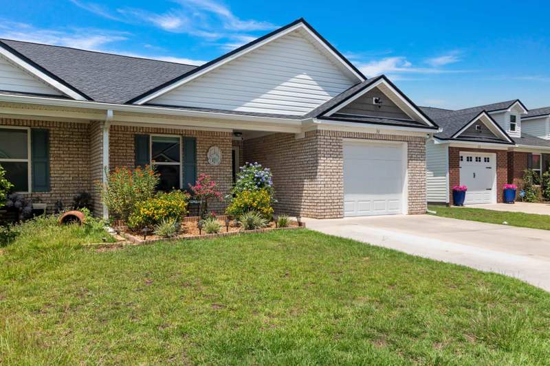 3 bedroom Townhouse at 34 Excalibur Drive, Camelot Phase III, Crawfordville — photo 2