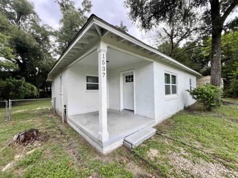 1537 Patrick Avenue, Tallahassee FL - photo 6 of 50