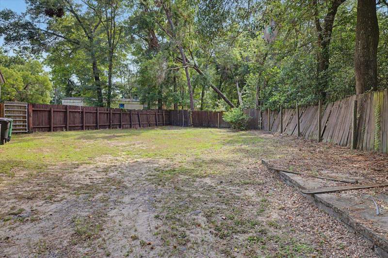 4 bedroom ManufacturedHome at 3009 Lilly Road, Crown Ridge Estates Unrec, Tallahassee — photo 4