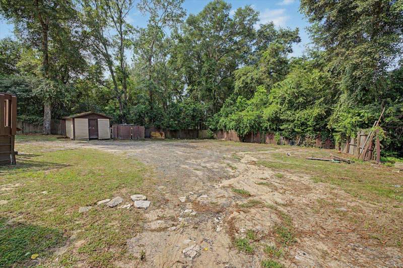 4 bedroom ManufacturedHome at 3009 Lilly Road, Crown Ridge Estates Unrec, Tallahassee — photo 5