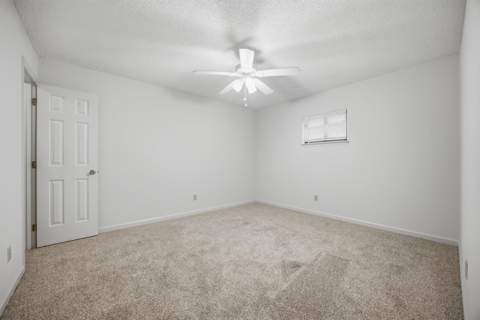 1507 Twin Lakes Circle, Tallahassee FL - photo 7 of 12