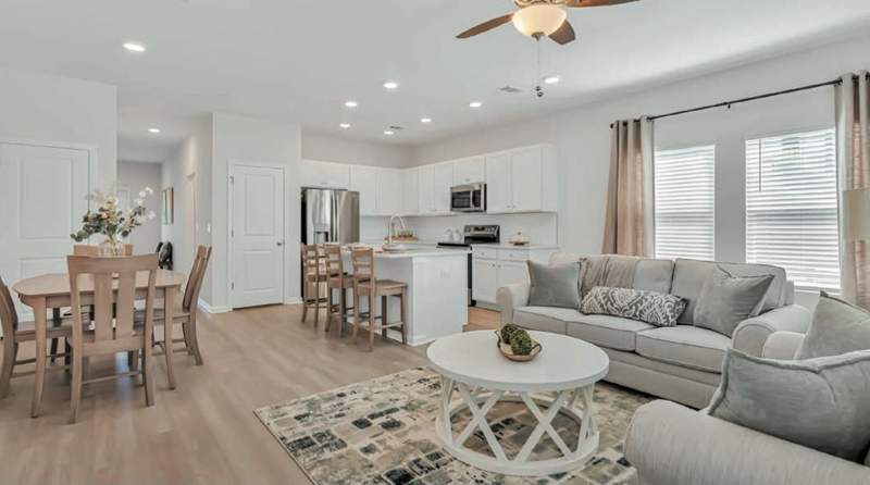 4 bedroom Townhouse at 4089 Four Oaks Boulevard, Southwood, Tallahassee — photo 3