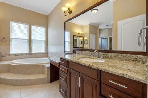 5755 Farnsworth Drive, Tallahassee FL - photo 18 of 52
