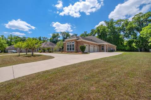 5755 Farnsworth Drive, Tallahassee FL - photo 7 of 52