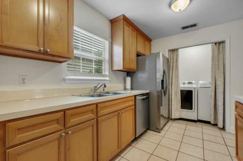 3472 Barnstaple Drive, Tallahassee FL - photo 11 of 23