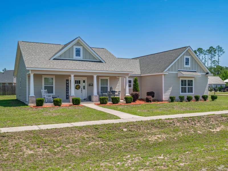 3 bedroom Detached at 28 Conifer Court, Magnolia Park, Crawfordville — photo 4