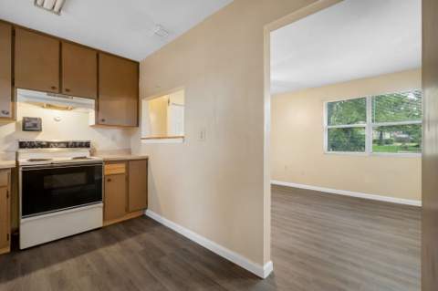 2142 Saxon Street, Tallahassee FL - photo 11 of 23