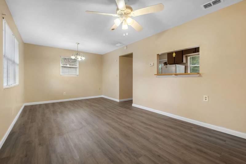2 bedroom Detached at 2142 Saxon Street, Bond South, Tallahassee — photo 4