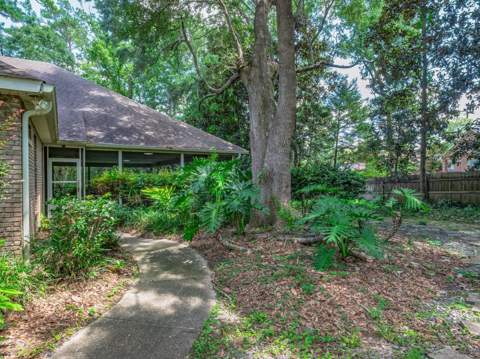 2316 Cobb Drive, Tallahassee FL - photo 9 of 42