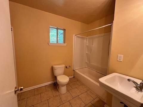 1725 Airport Drive, Tallahassee FL - photo 9 of 37
