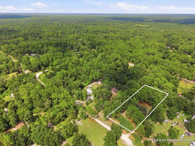 5 bedroom ManufacturedHome at 9399 Bartlett Lane, Wakulla Springs Acres, Tallahassee — photo 2