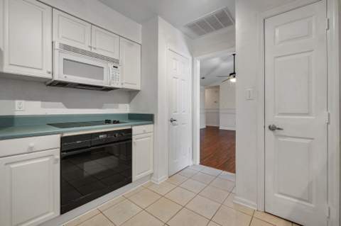 5049 Stanwood Court, Tallahassee FL - photo 14 of 49