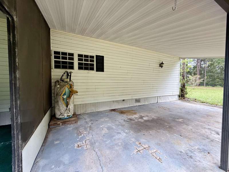 3 bedroom ManufacturedHome at 10247 Rebel Circle, Natural Bridge Acres, Tallahassee — photo 5
