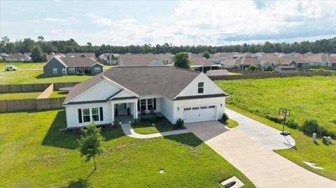 51 Shelby Drive, Crawfordville FL - photo 7 of 70