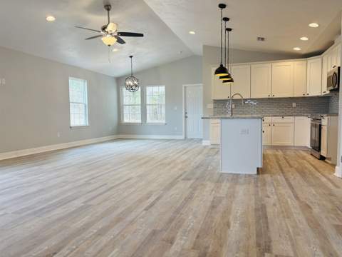 324 Delores Madison Drive, Midway FL - photo 11 of 39