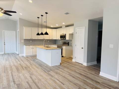 324 Delores Madison Drive, Midway FL - photo 13 of 39