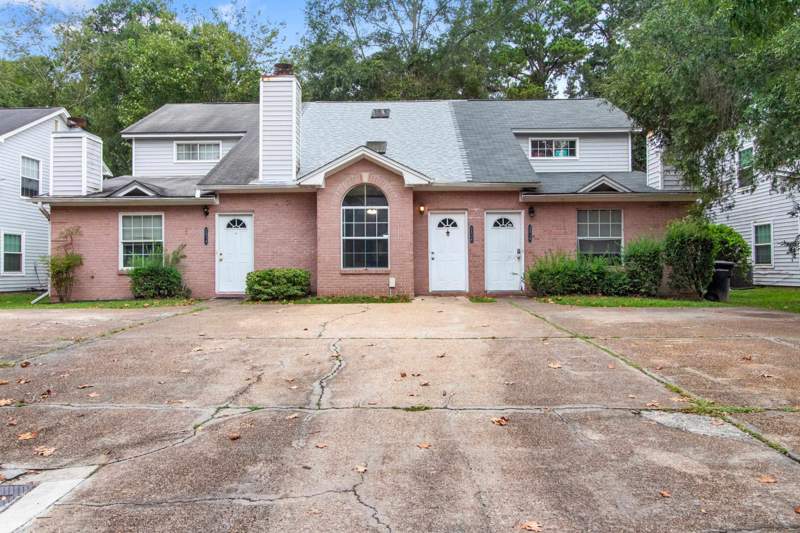 3 bedroom Townhouse at 2516 Nugget Lane, Charleston Square, Tallahassee — photo 2