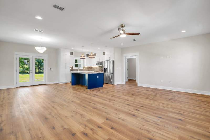 3 bedroom Detached at 107 Tarn Way, Hemings Pond, Monticello — photo 4