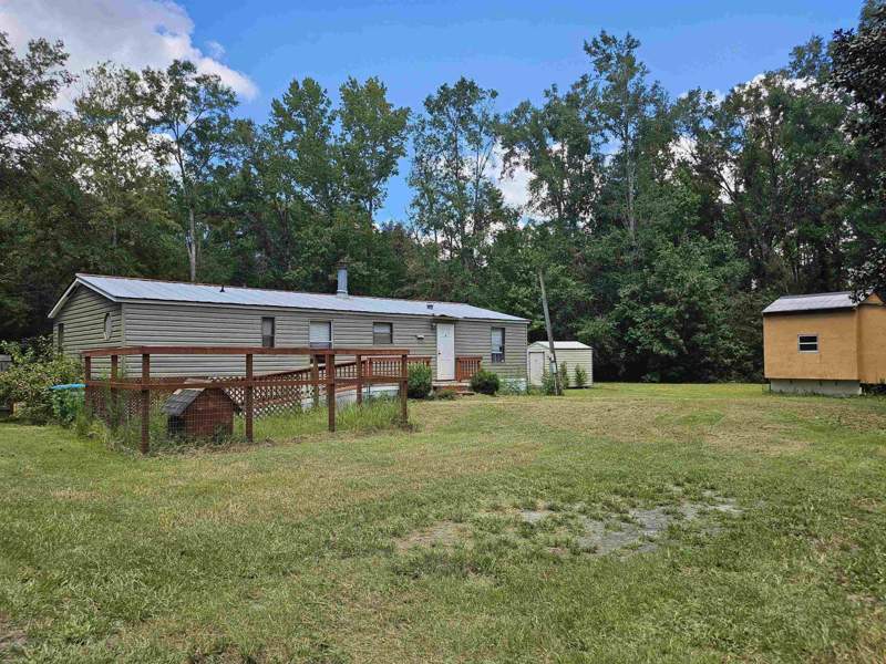 3 bedroom ManufacturedHome at 143 Wythe Court, Walkers Crossing, Crawfordville — photo 4