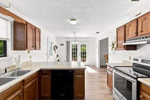 2758 Deborah Drive, Tallahassee FL - photo 17 of 45