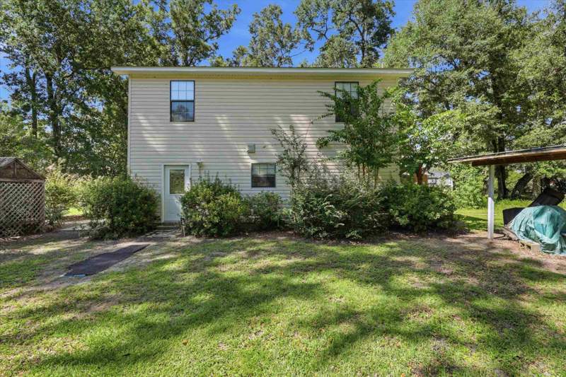 4 bedroom Detached at 2758 Deborah Drive, McNeil Tracts, Tallahassee — photo 2
