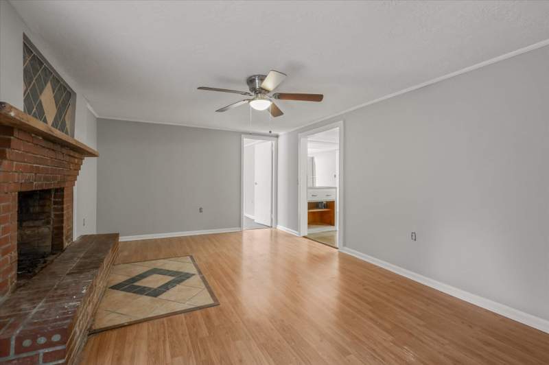3 bedroom Detached at 179 Davidson Street, Davidson Subdivision, Quincy — photo 5