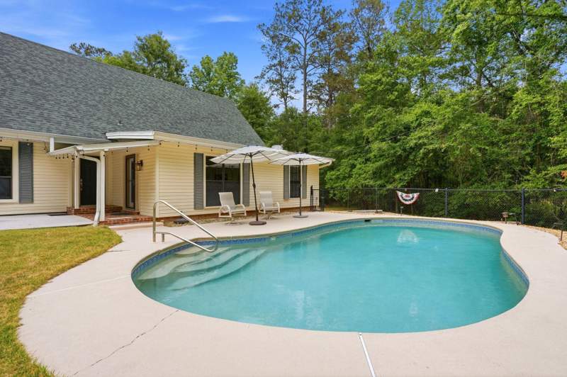 4 bedroom Detached at 7067 Calico Circle, Farmview Estates, Tallahassee — photo 3