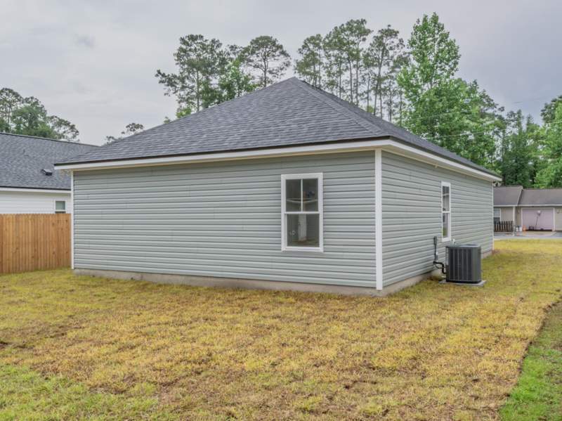 3 bedroom Detached at 73 Cayuse Drive, Wakulla Gardens, Crawfordville — photo 5