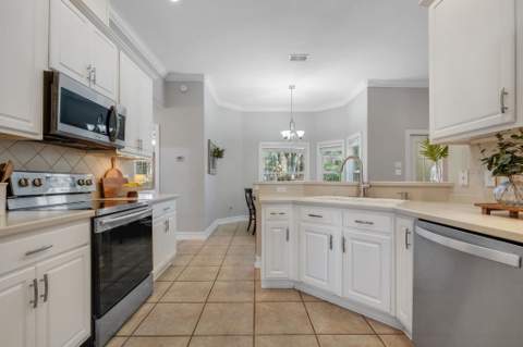 6904 Spicewood Lane, Tallahassee FL - photo 13 of 65