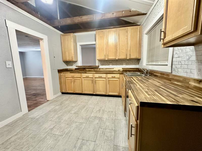 3 bedroom Detached at 2310 W Tennessee Street, White Acres, Tallahassee — photo 3