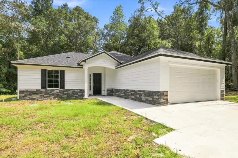 3 bedroom Detached at 355 Monroe Creek Drive, Monroe Creek, Midway — photo 3