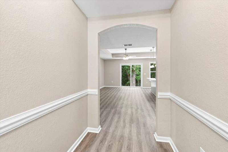 3 bedroom Detached at 355 Monroe Creek Drive, Monroe Creek, Midway — photo 5
