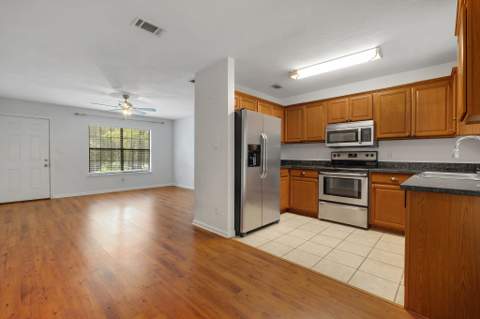 2426 Jolene Lane, Tallahassee FL - photo 10 of 37