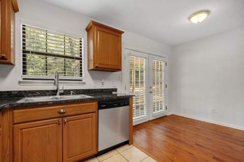 2426 Jolene Lane, Tallahassee FL - photo 11 of 37