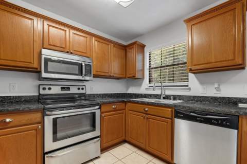 2426 Jolene Lane, Tallahassee FL - photo 8 of 37