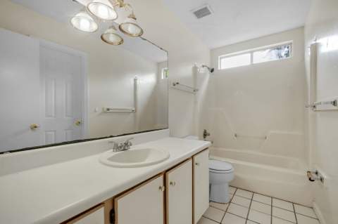2214 Amelia Circle, Tallahassee FL - photo 16 of 23