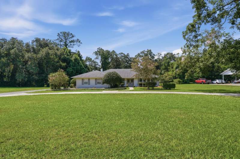 3 bedroom Detached at 2325 Killarney Way, Killearn Estates, Tallahassee — photo 2