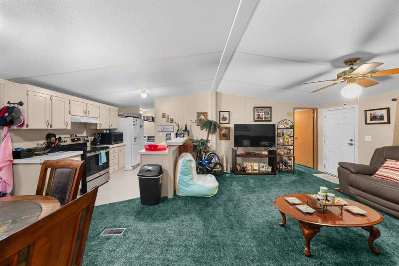 2 bedroom ManufacturedHome at 783 Deerwood Avenue, Deerwood Subdivision, Keaton Beach — photo 5